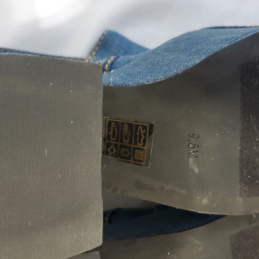 Jeffrey Campbell NWOT Blue Denim Jeans Platform Disco Heels Size 9.5 - Picture 10 of 13